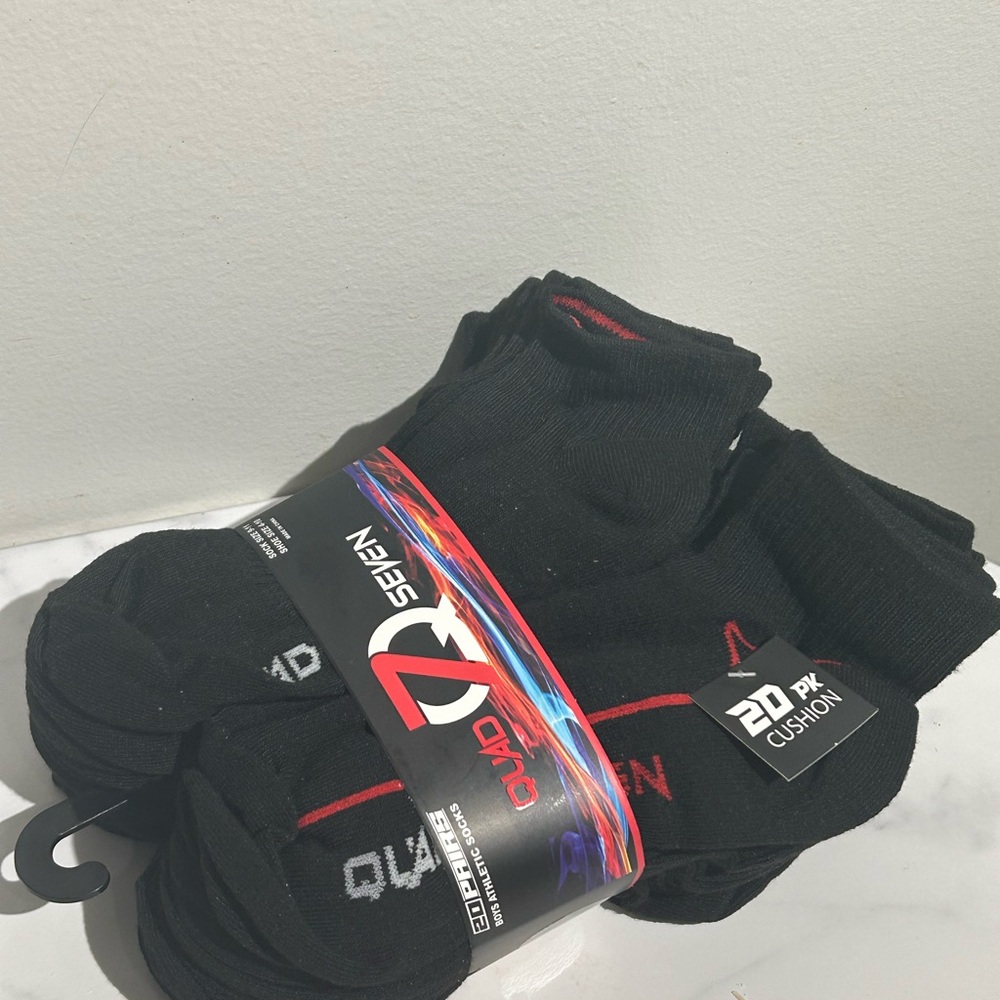 Men's Black Socks. Quad 7